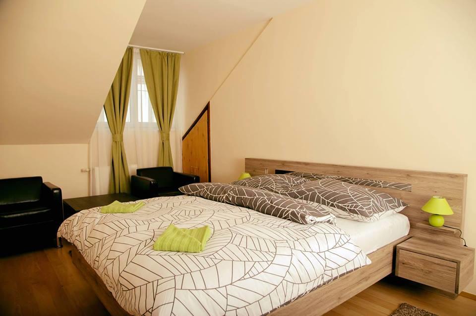 에게르 Bartok Ter Panzio B&B 외부 사진