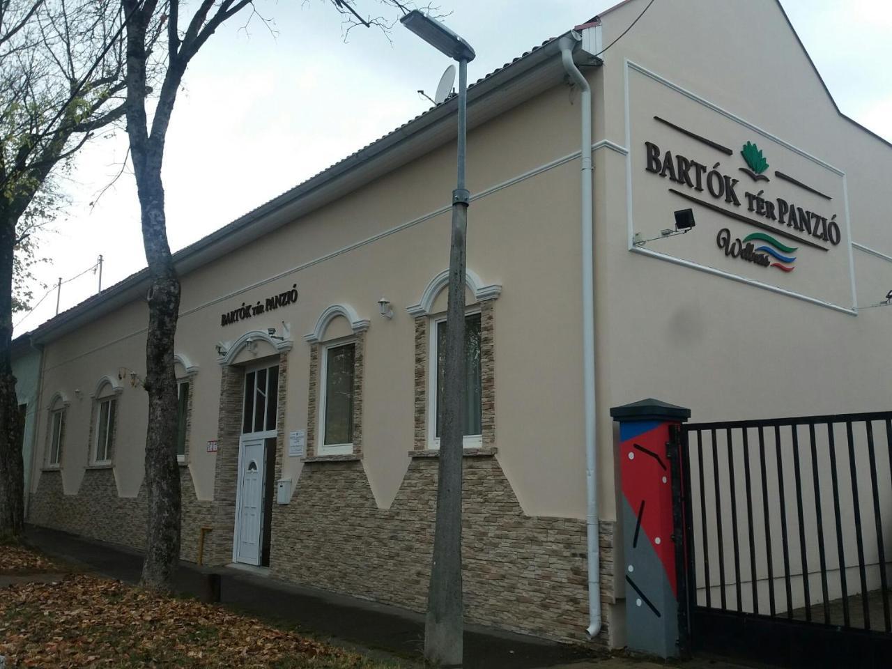 에게르 Bartok Ter Panzio B&B 외부 사진